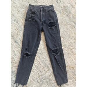 23(00) Pacsun black distressed high rise jeans